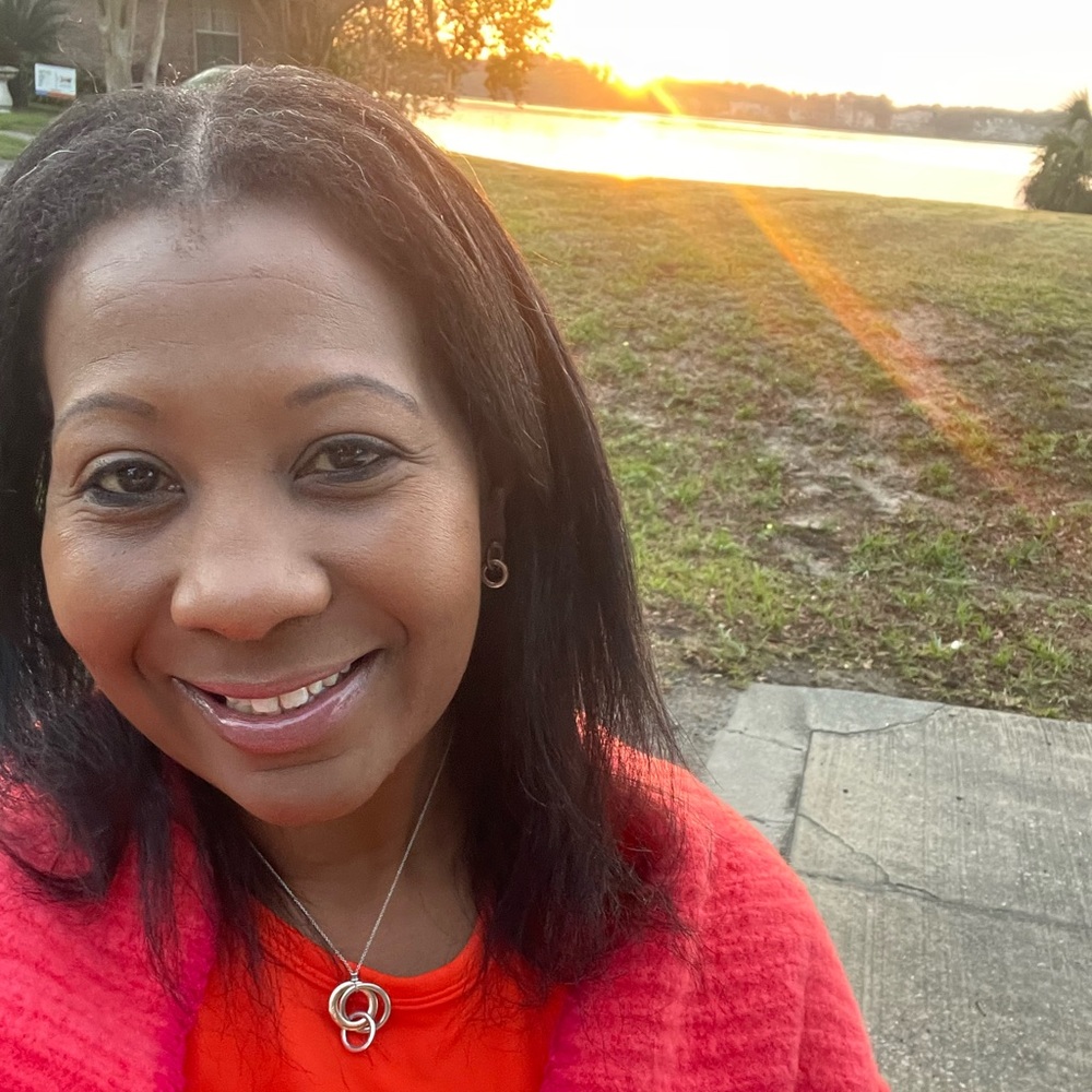 Meet your Posher, Sharice